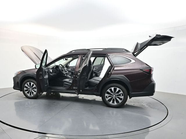 Used 2025 Subaru Outback Limited AWD/4WD image 41