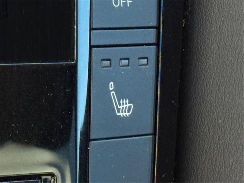 Used 2020 INFINITI QX50 Essential image 18