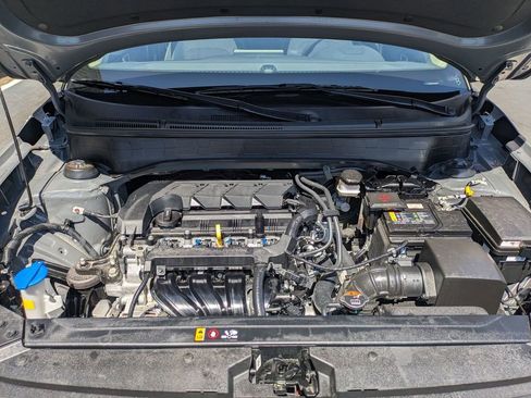 Used 2025 Hyundai Venue SEL FWD image 34