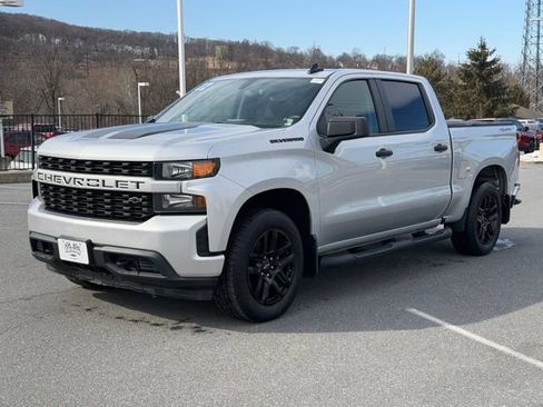 Certified 2022 Chevrolet Silverado 1500 Custom w/ Rally Edition image 11