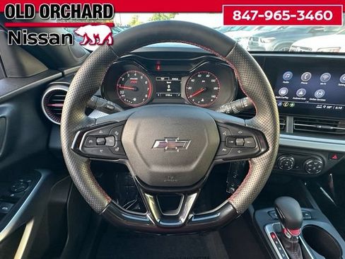 Used 2025 Chevrolet Trax RS w/ Driver Confidence Package FWD image 20