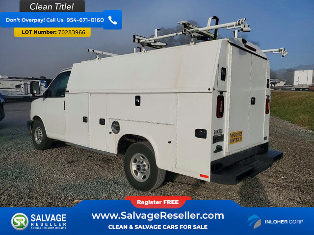 Used 2018 GMC Savana 3500 RWD image 3