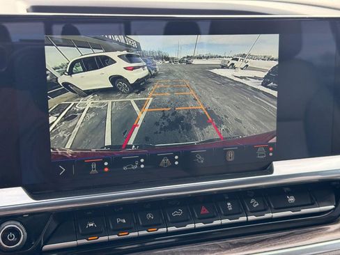 Used 2025 Chevrolet Silverado 1500 LTZ w/ LTZ Premium Package image 24