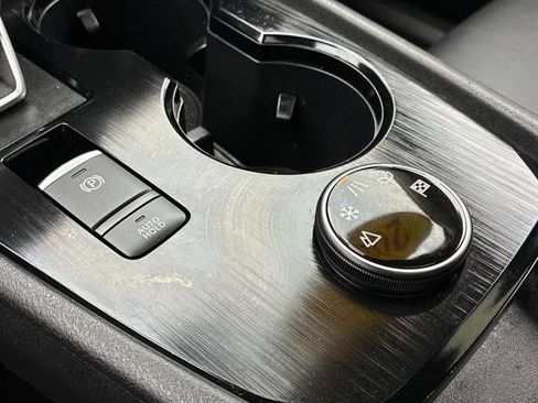 Certified 2023 Nissan Rogue SV w/ SV Premium B Package image 31