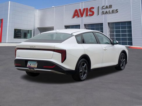 Used 2025 Kia K4 FWD image 6