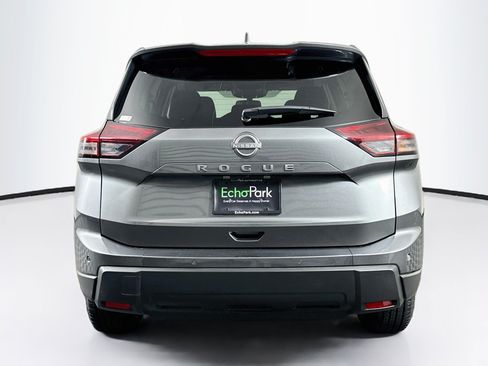 Used 2026 Nissan Rogue SV FWD image 7