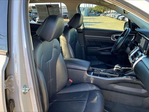 Used 2022 Kia Sorento SX image 13