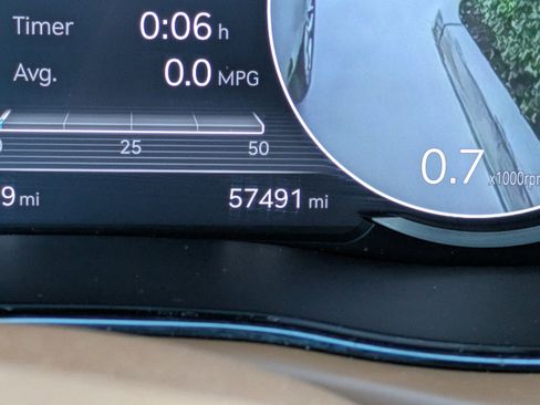 Certified 2022 Genesis GV70 2.5T w/ Advanced Package image 27