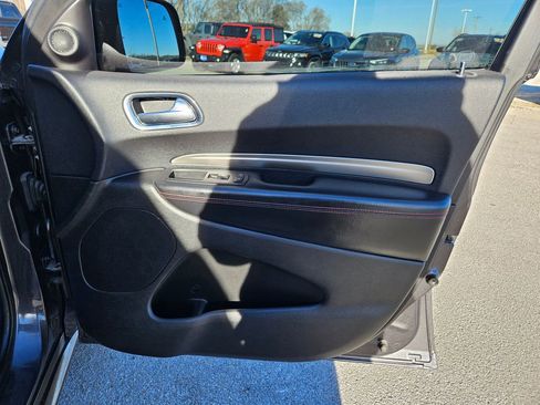 Used 2017 Dodge Durango R/T w/ Technology Group image 34