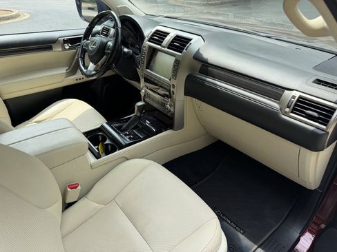 Used 2021 Lexus GX 460 Premium w/ Premium Package AWD/4WD image 13