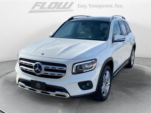 Used 2022 Mercedes-Benz GLB 250 4MATIC image 4