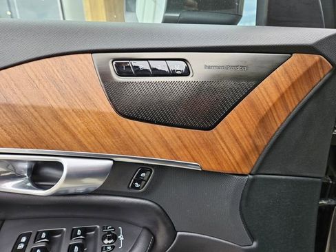 Certified 2023 Volvo XC90 T8 Plus w/ Protection Package image 18