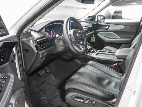 Used 2025 Acura MDX SH-AWD w/ Technology Package image 20