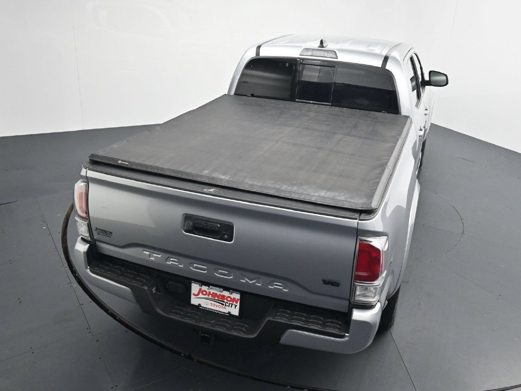 Used 2022 Toyota Tacoma TRD Sport AWD/4WD image 28