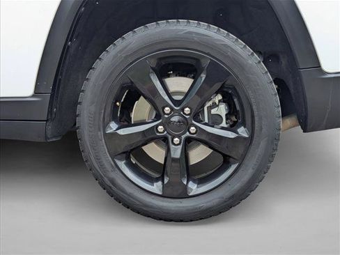 Used 2022 Jeep Grand Cherokee L Laredo AWD/4WD image 23