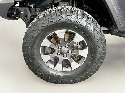 Used 2021 Jeep Gladiator Sport AWD/4WD image 8