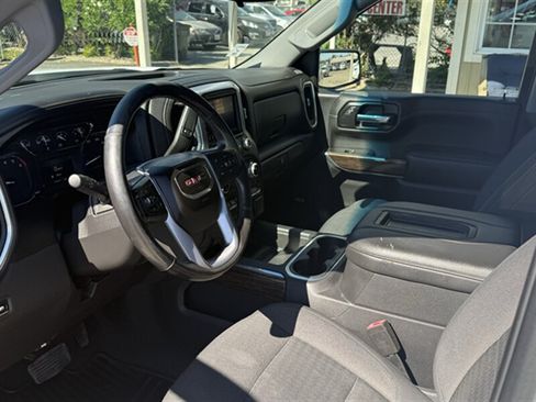 Used 2020 GMC Sierra 1500 Elevation w/ Elevation Value Package AWD/4WD image 8