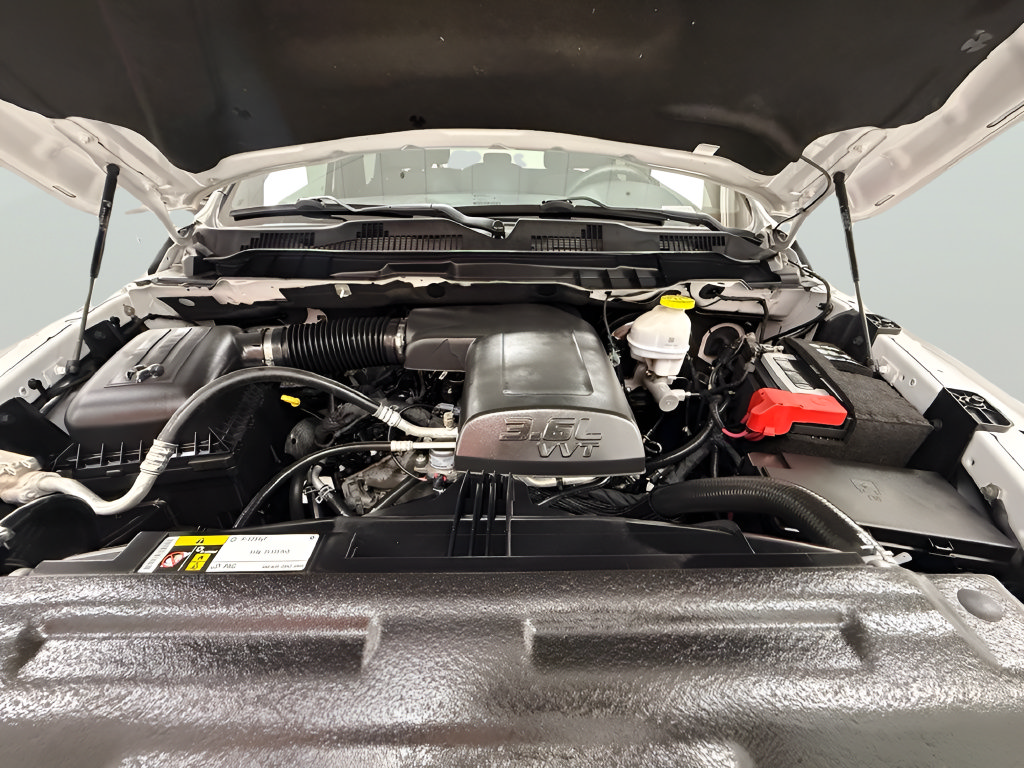 Used 2024 RAM 1500 Warlock RWD image 21