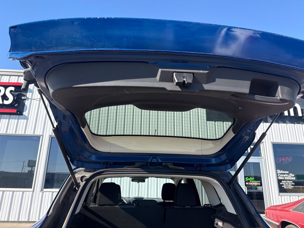 Used 2019 Ford Escape SE FWD image 21