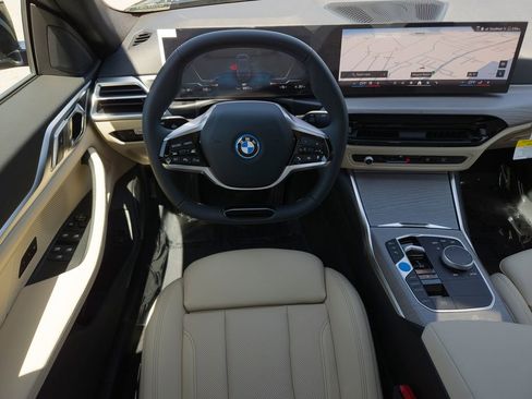New 2026 BMW i4 eDrive40 w/ Parking Assistance Package RWD image 15