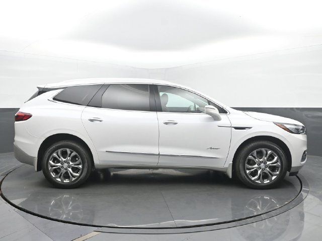 Used 2019 Buick Enclave Avenir w/ Avenir Technology Package AWD/4WD image 6