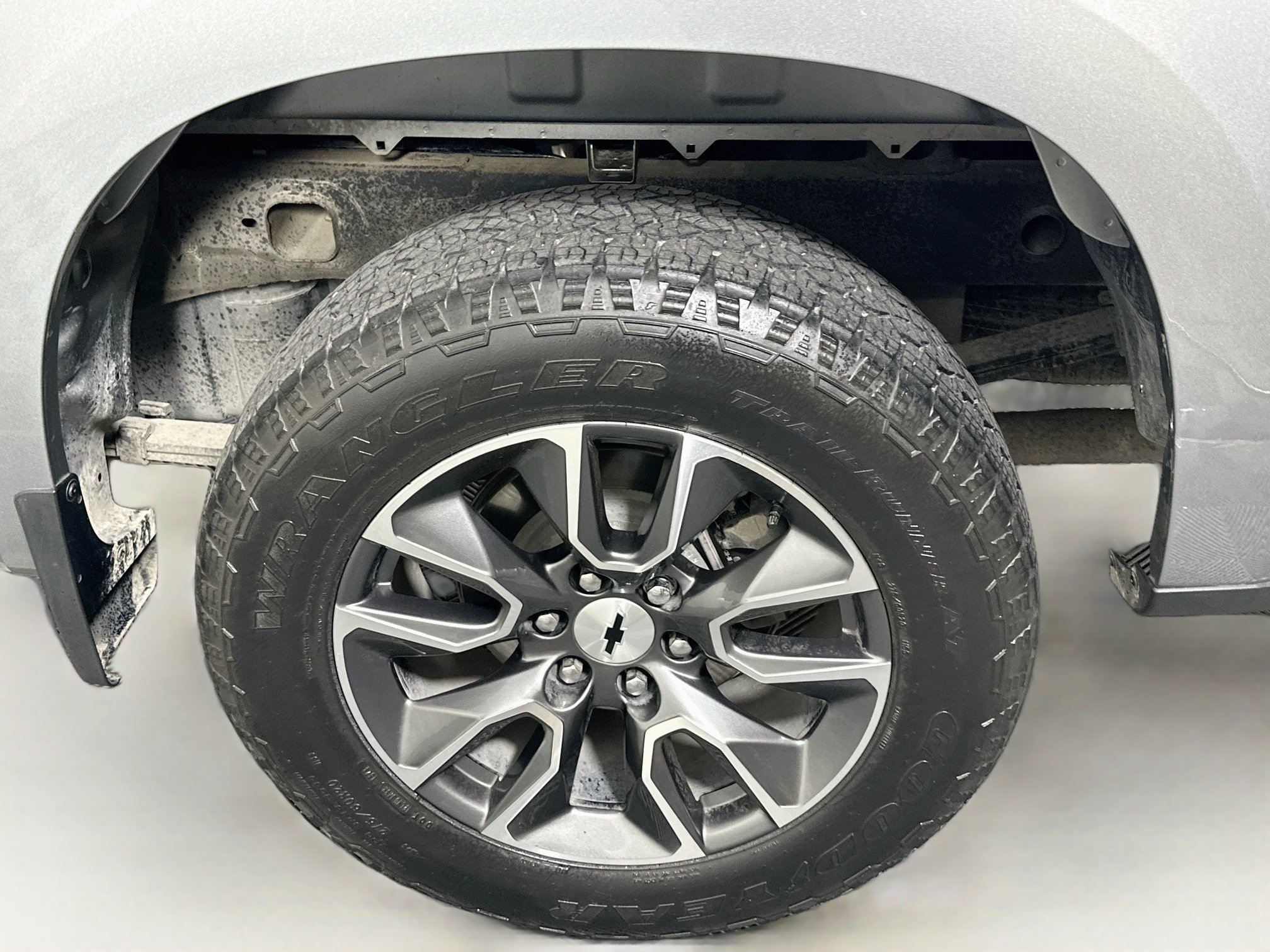 Used 2023 Chevrolet Silverado 1500 RST w/ Z71 Off-Road Package AWD/4WD image 11