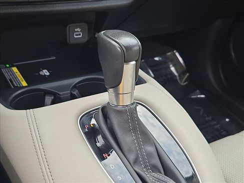Used 2024 Honda HR-V EX-L image 12