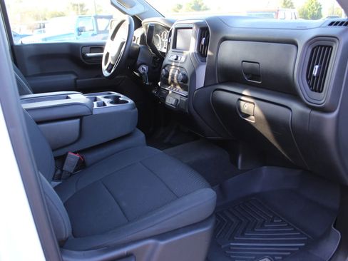 Used 2020 Chevrolet Silverado 1500 Custom Trail Boss w/ Custom Convenience Package image 25