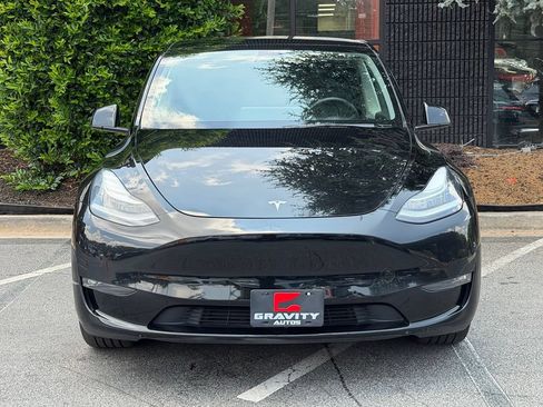 Used 2021 Tesla Model Y Long Range AWD/4WD image 3