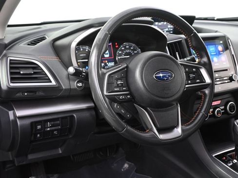 Used 2019 Subaru Crosstrek 2.0i Limited w/ Moonroof Package w/Navigation AWD/4WD image 12