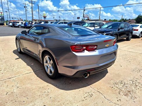 Used 2020 Chevrolet Camaro LT image 6