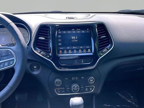 Used 2022 Jeep Cherokee Limited AWD/4WD image 9