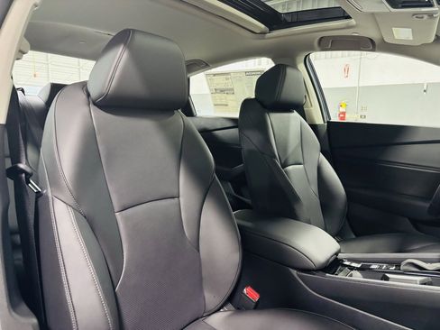 New 2025 Honda Accord EX-L image 32