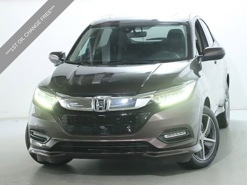 Used 2020 Honda HR-V Touring image 1