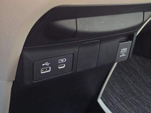 Certified 2025 Honda Odyssey EX-L image 36