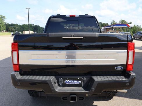 Used 2022 Ford F350 Platinum w/ Tremor Off-Road Package AWD/4WD image 8