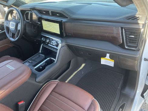 New 2026 GMC Sierra 2500 Denali Ultimate image 28