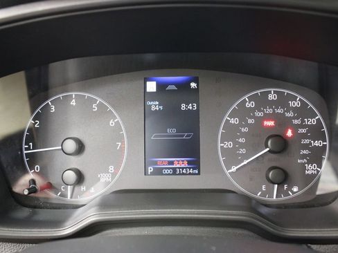 Used 2025 Toyota Corolla LE FWD image 10