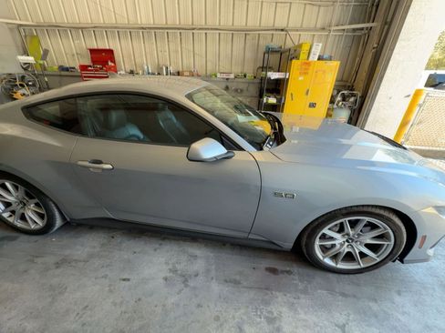 Used 2025 Ford Mustang GT Premium image 2