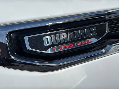 Used 2023 GMC Sierra 1500 SLT w/ SLT Premium Package image 22