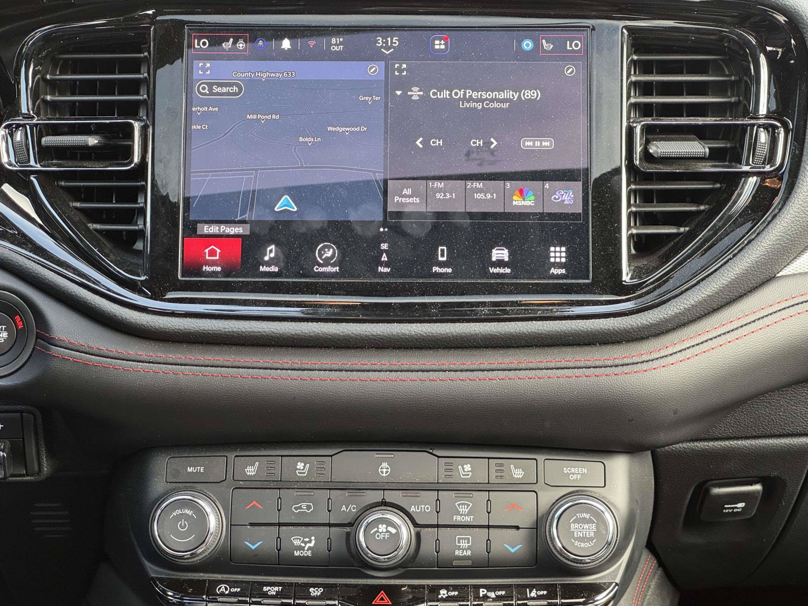 Used 2025 Dodge Durango GT AWD/4WD image 40