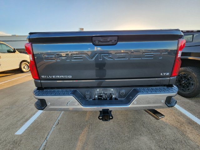 Used 2020 Chevrolet Silverado 2500 LTZ w/ LTZ Texas Edition AWD/4WD image 5