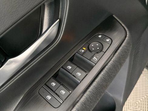New 2026 Nissan Kicks SV w/ Cold Weather Package FWD image 21