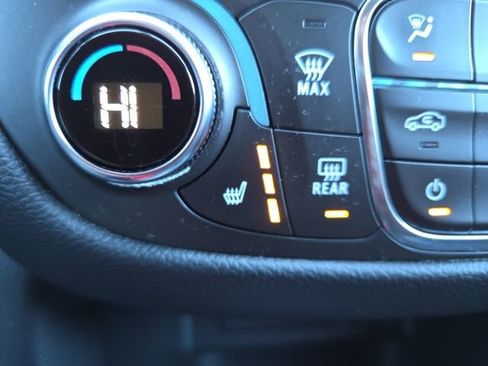 Used 2019 Chevrolet Equinox LT image 7