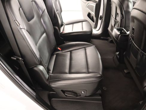 Used 2025 Kia Telluride S AWD/4WD image 16