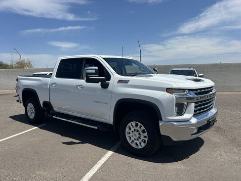 Used 2023 Chevrolet Silverado 2500 LTZ w/ LTZ Convenience Package AWD/4WD image 8