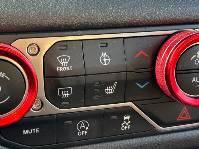 Used 2024 Jeep Wrangler Unlimited Sport AWD/4WD image 35