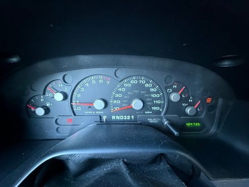 Used 2003 Ford Explorer XLS image 19