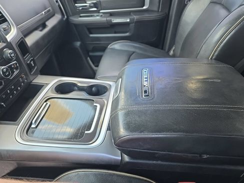 Used 2017 RAM 3500 Laramie Longhorn AWD/4WD image 19