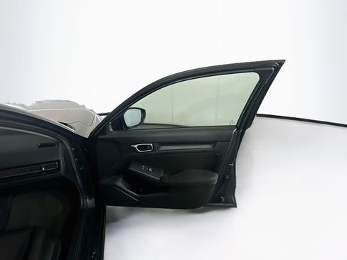 Used 2025 Honda Civic LX image 29